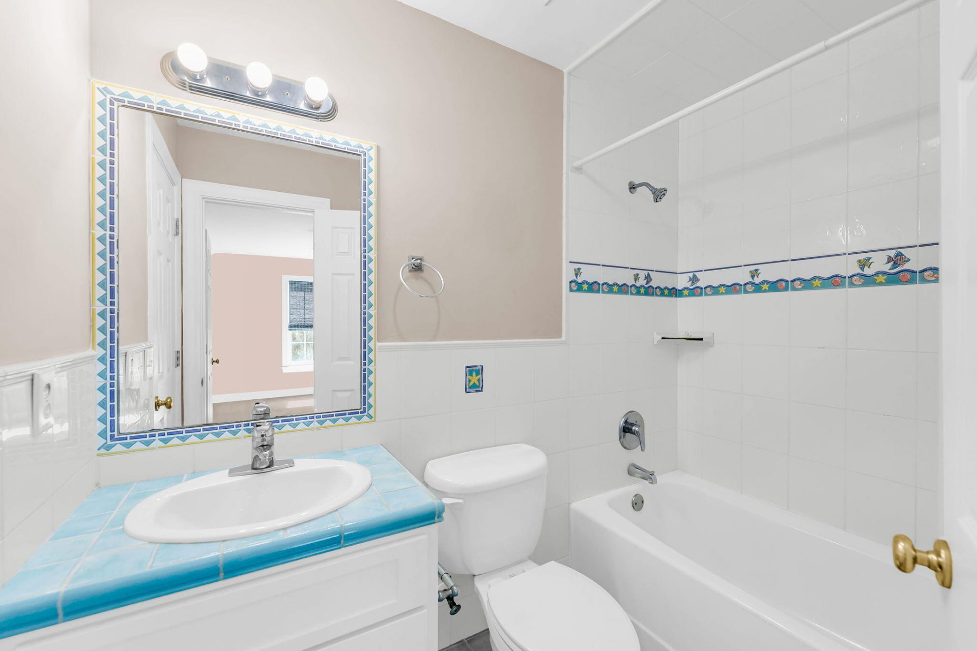 4220 Meadowbrook Court Photo 36