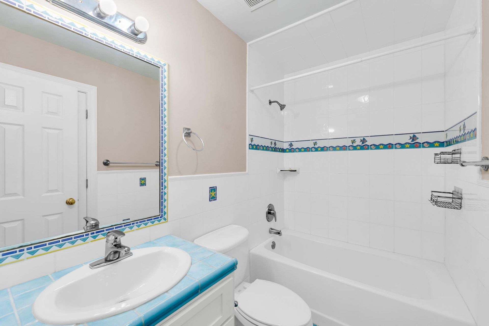 4220 Meadowbrook Court Photo 37