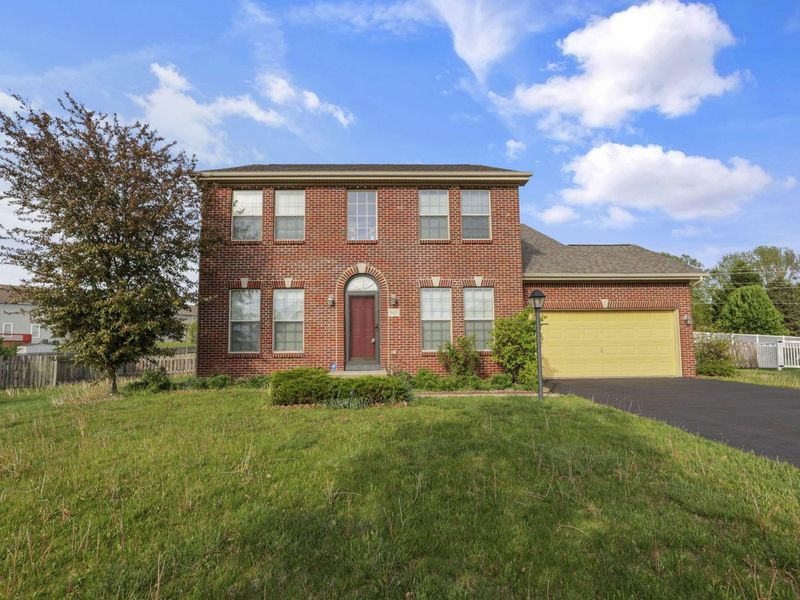 563 Banbridge Street , Pickerington, OH 43147 Photo 3