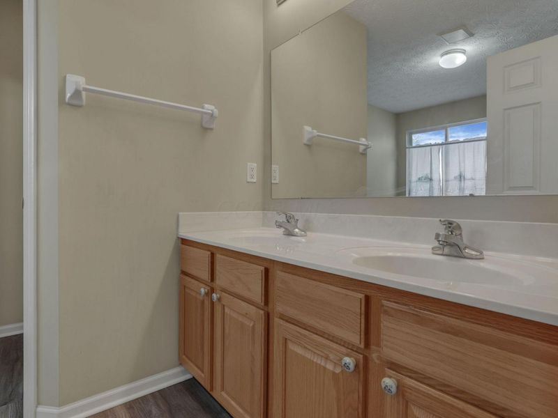 563 Banbridge Street , Pickerington, OH 43147 Photo 41