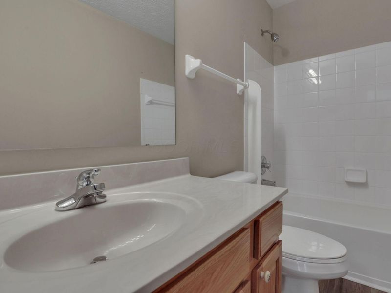 563 Banbridge Street , Pickerington, OH 43147 Photo 49