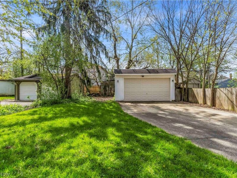 3562 Cedarbrook Road , University Heights, OH 44118 Photo 37