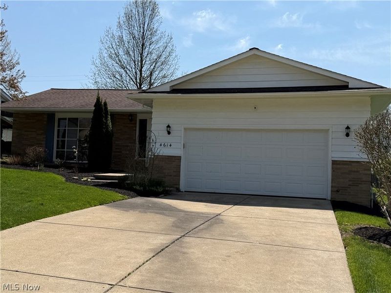 4614 Telhurst Road , South Euclid, OH 44121 Photo 3