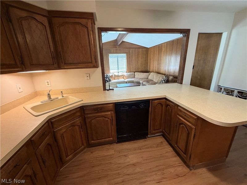 4614 Telhurst Road , South Euclid, OH 44121 Photo 5