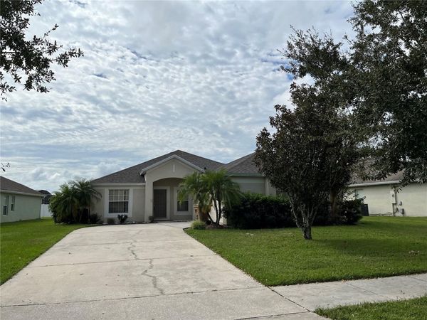2253 MEADOW OAK CIRCLE , KISSIMMEE, FL 34746