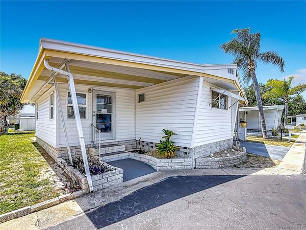 1040 MAIN STREET , Unit 162, DUNEDIN, FL 34698