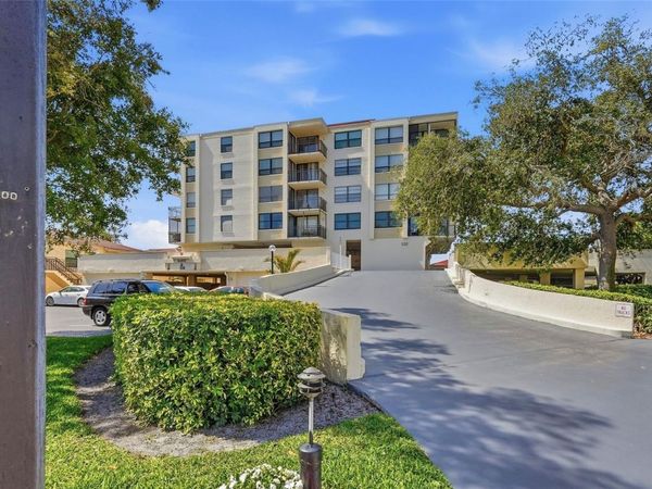 6180 SUN BOULEVARD, Unit 307, ST PETERSBURG, FL 33715