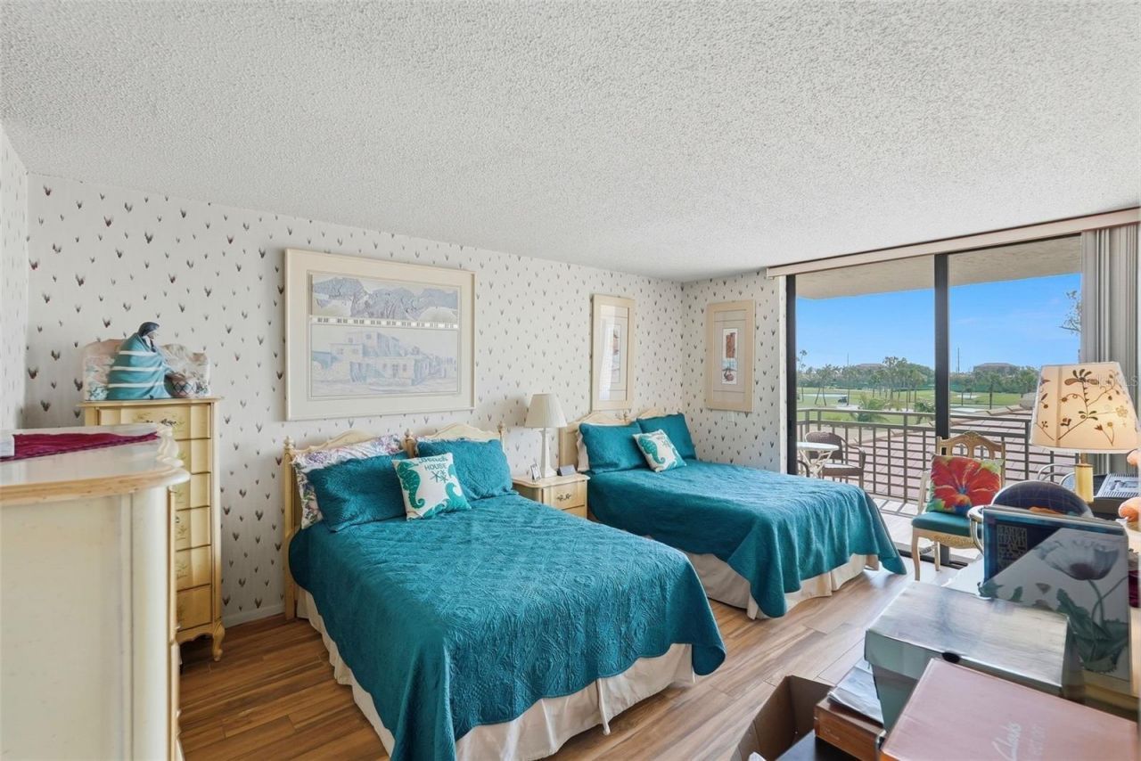 6180 Sun Boulevard, Unit 307, Saint Petersburg, FL 33715 Photo