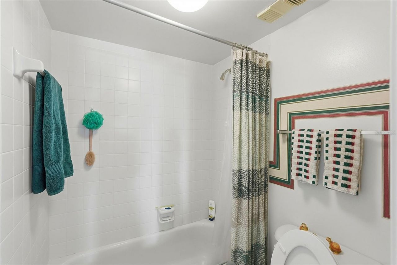 6180 Sun Boulevard, Unit 307, Saint Petersburg, FL 33715 Photo