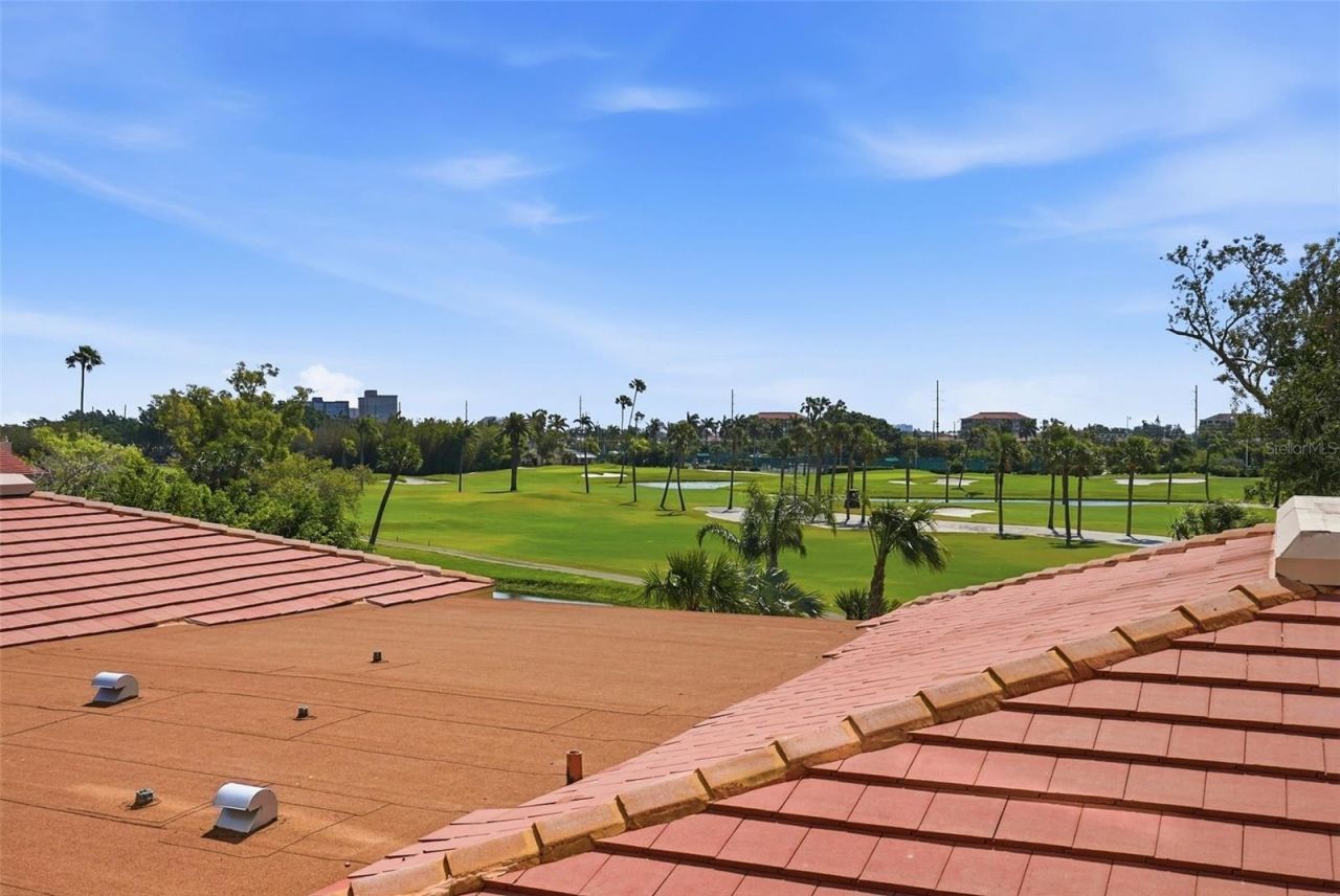 6180 Sun Boulevard, Unit 307, Saint Petersburg, FL 33715 Photo