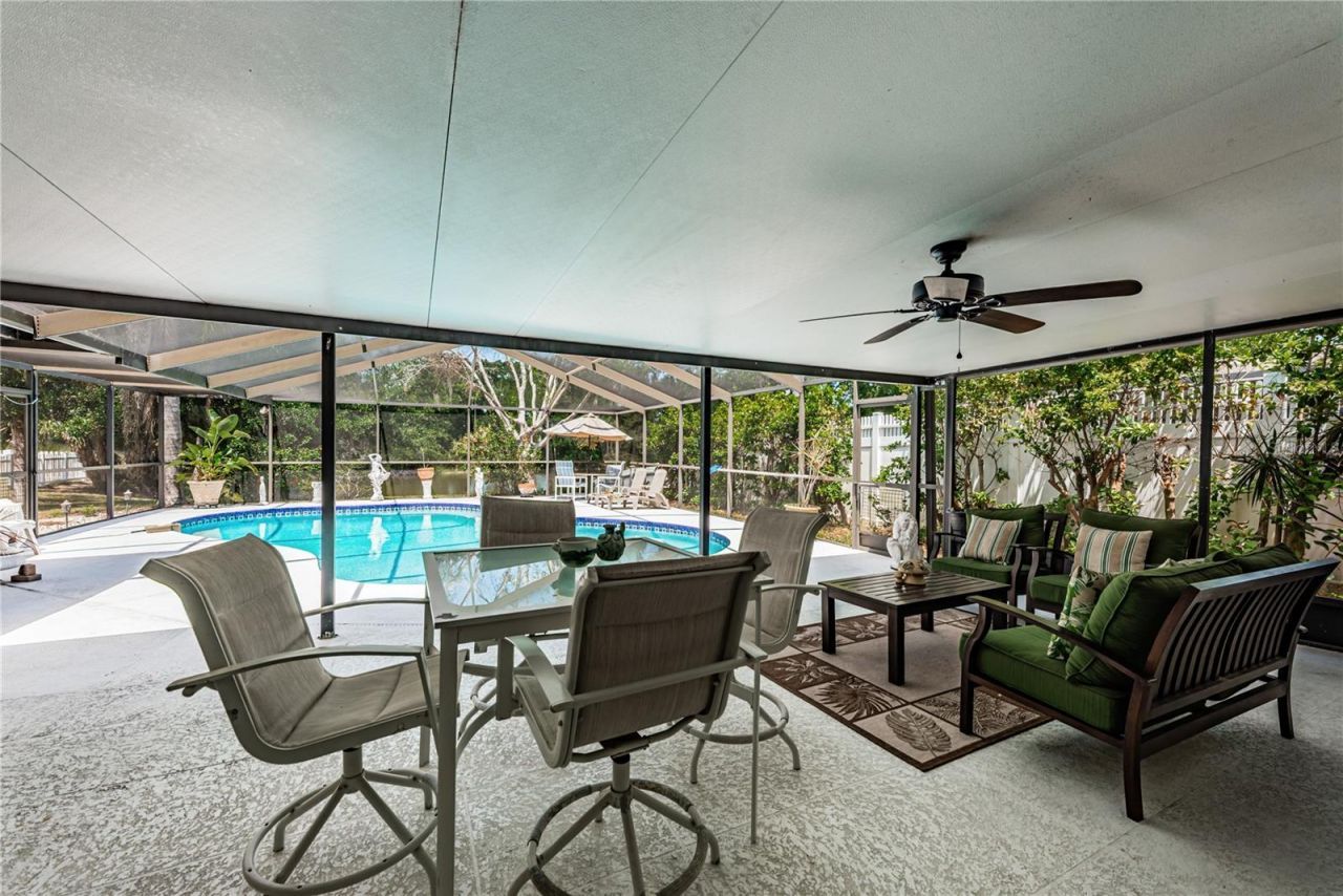 6804 Seafairer Drive, Tampa, FL 33615 Photo