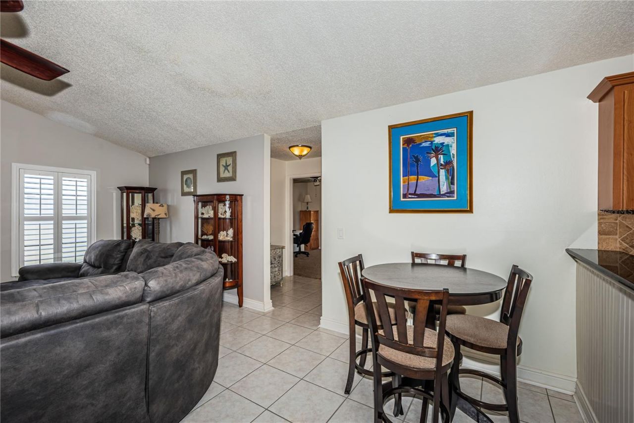 6804 Seafairer Drive, Tampa, FL 33615 Photo