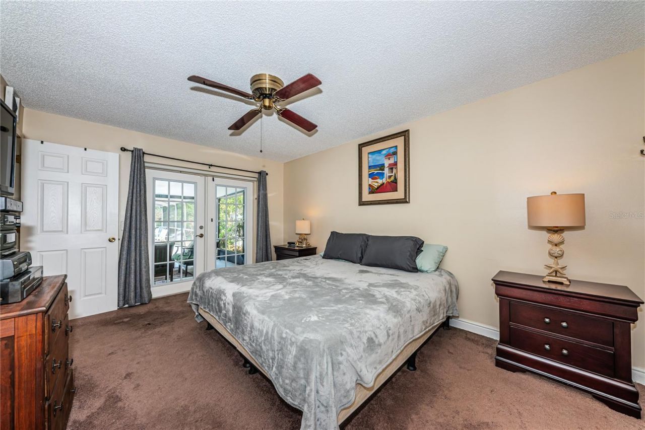 6804 Seafairer Drive, Tampa, FL 33615 Photo
