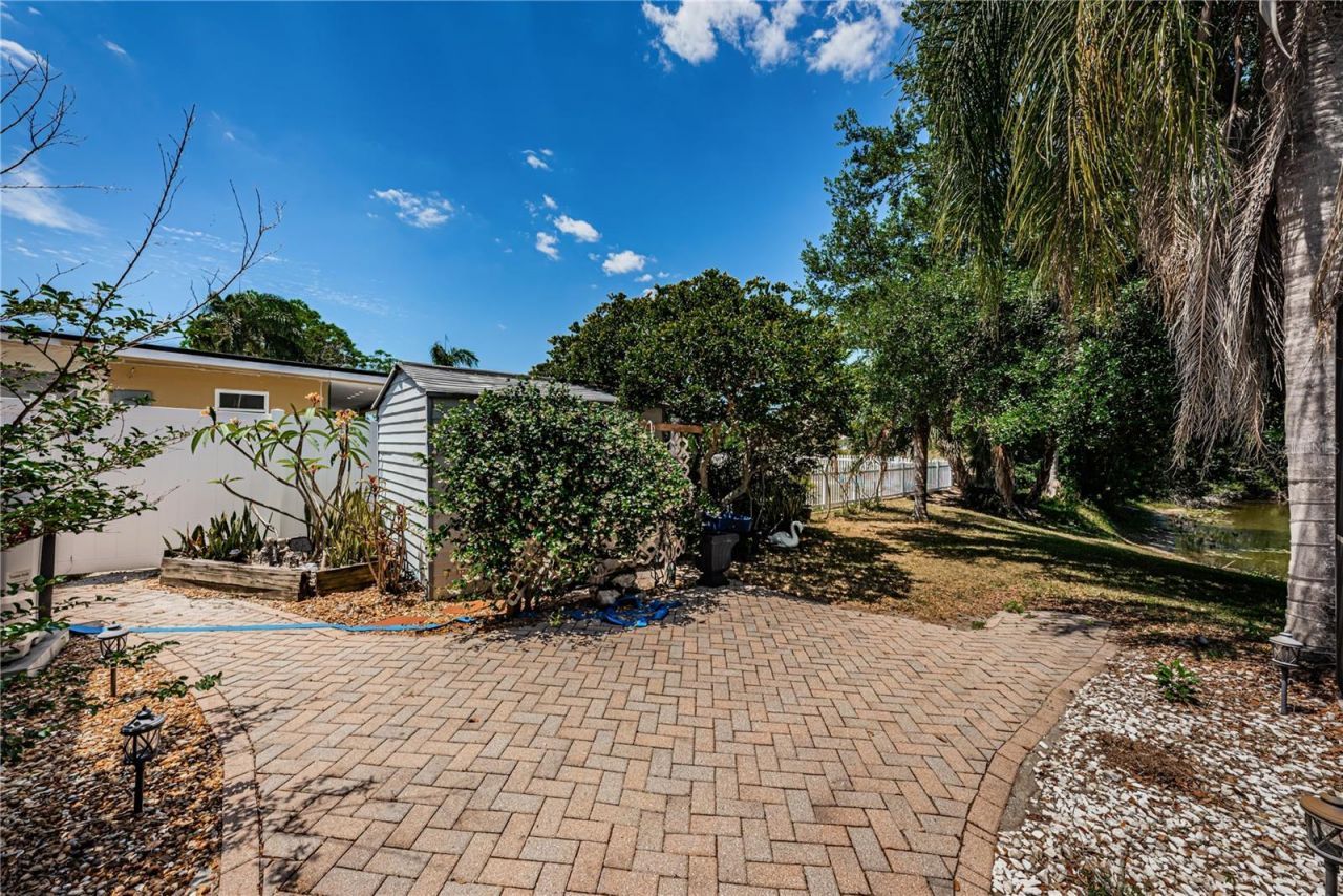 6804 Seafairer Drive, Tampa, FL 33615 Photo