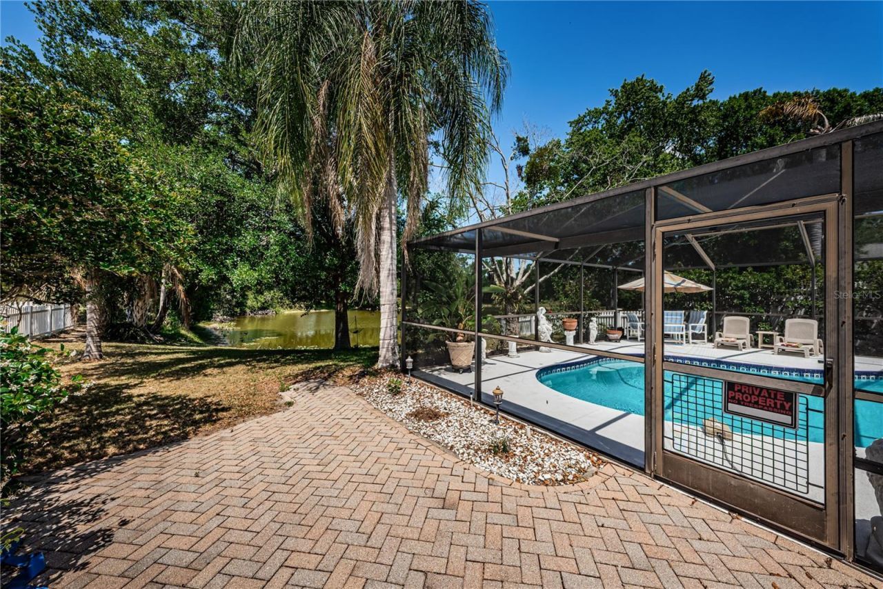 6804 Seafairer Drive, Tampa, FL 33615 Photo