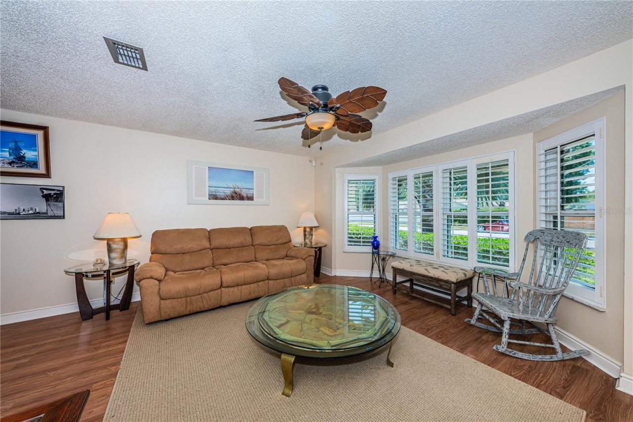 6804 Seafairer Drive, Tampa, FL 33615 Photo