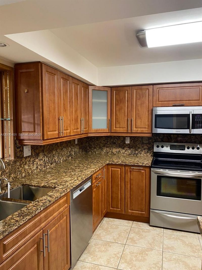 8761 SW 137th Ave , Unit 8761, Miami, FL 33183 Photo