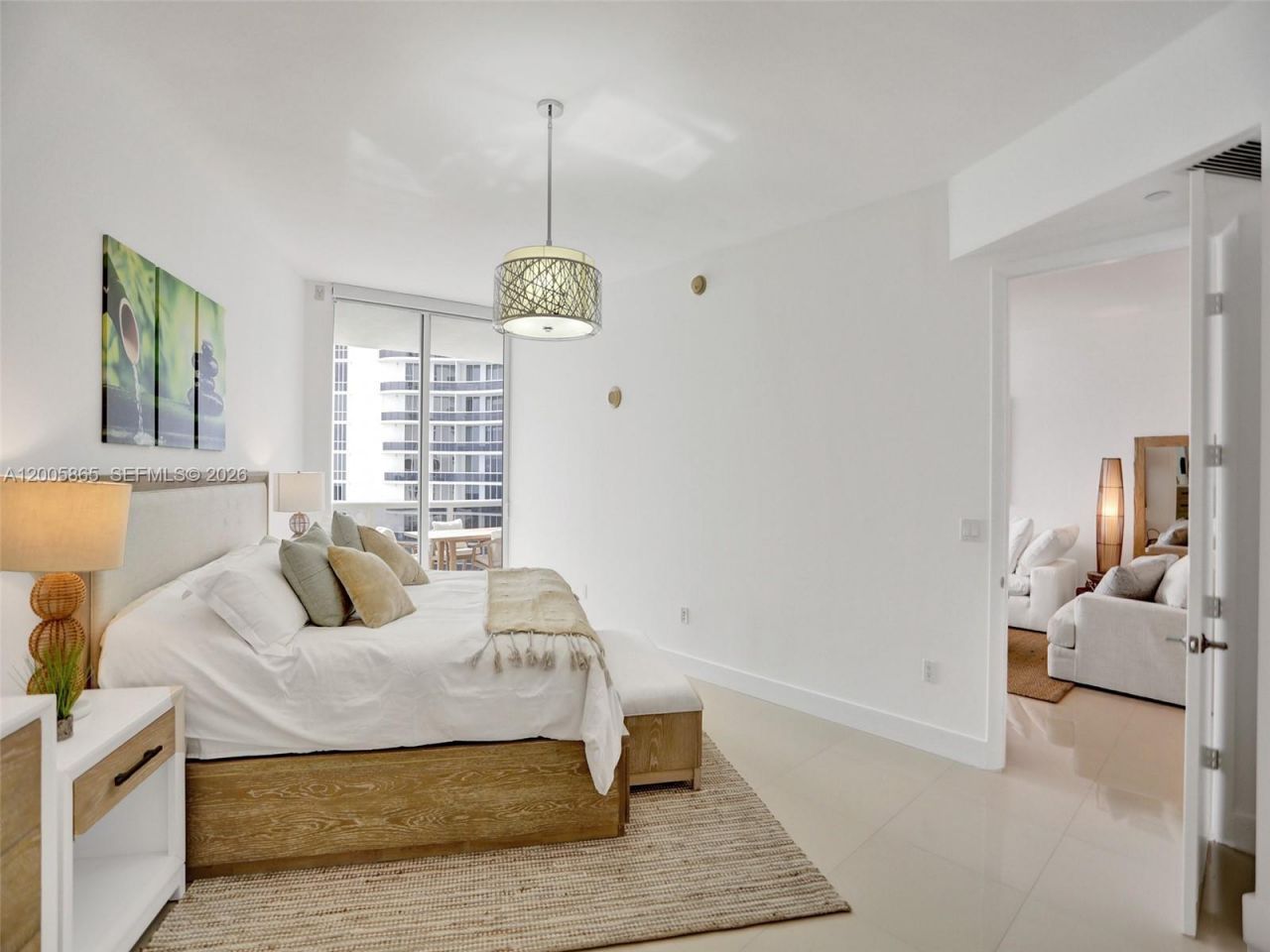 15901 Collins Ave, Unit 2807, Sunny Isles Beach, FL 33160 Photo