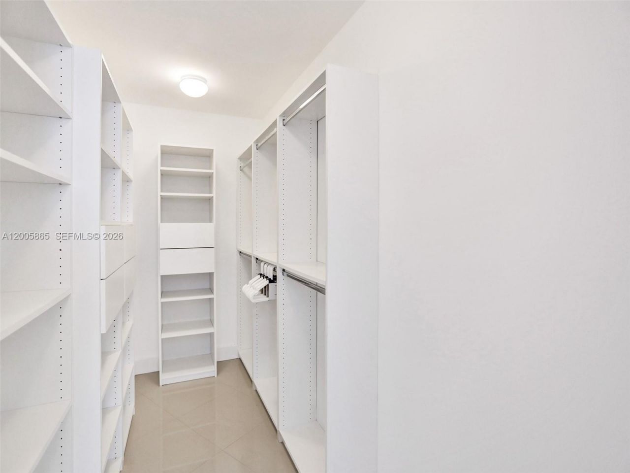 15901 Collins Ave, Unit 2807, Sunny Isles Beach, FL 33160 Photo