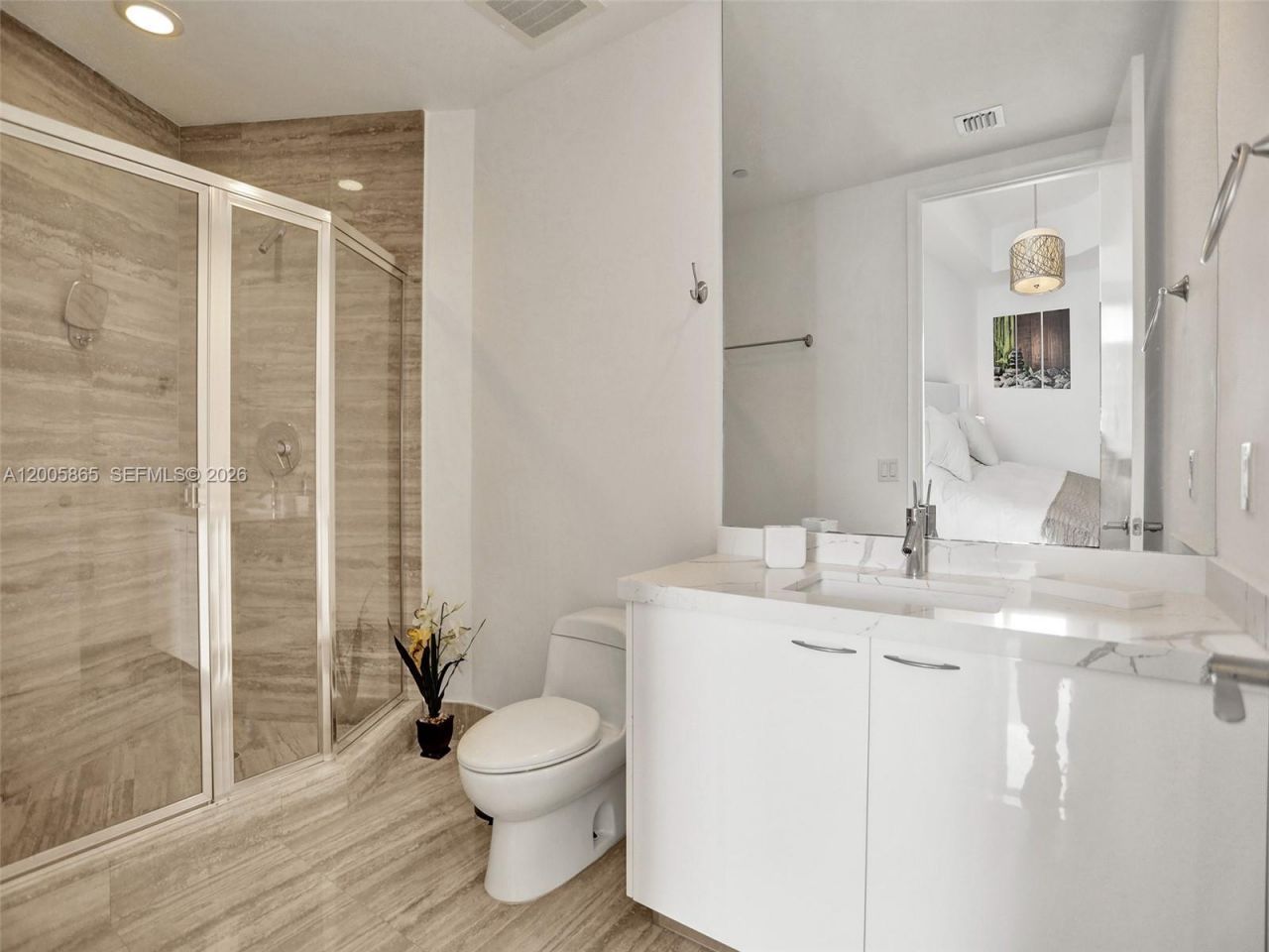 15901 Collins Ave, Unit 2807, Sunny Isles Beach, FL 33160 Photo