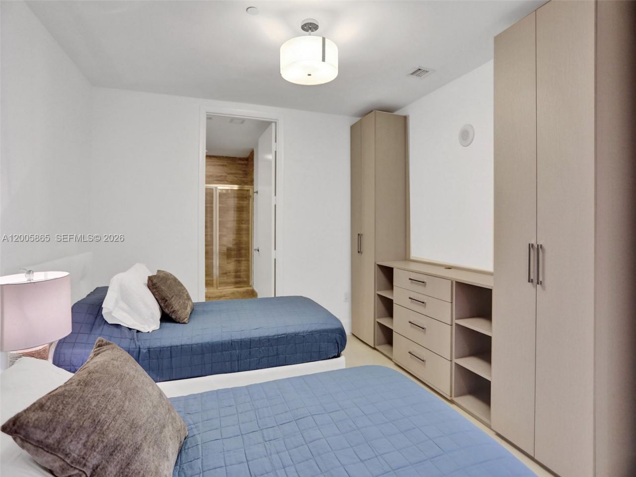 15901 Collins Ave, Unit 2807, Sunny Isles Beach, FL 33160 Photo