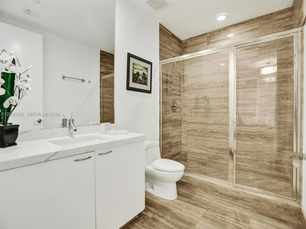 15901 Collins Ave, Unit 2807, Sunny Isles Beach, FL 33160 Photo