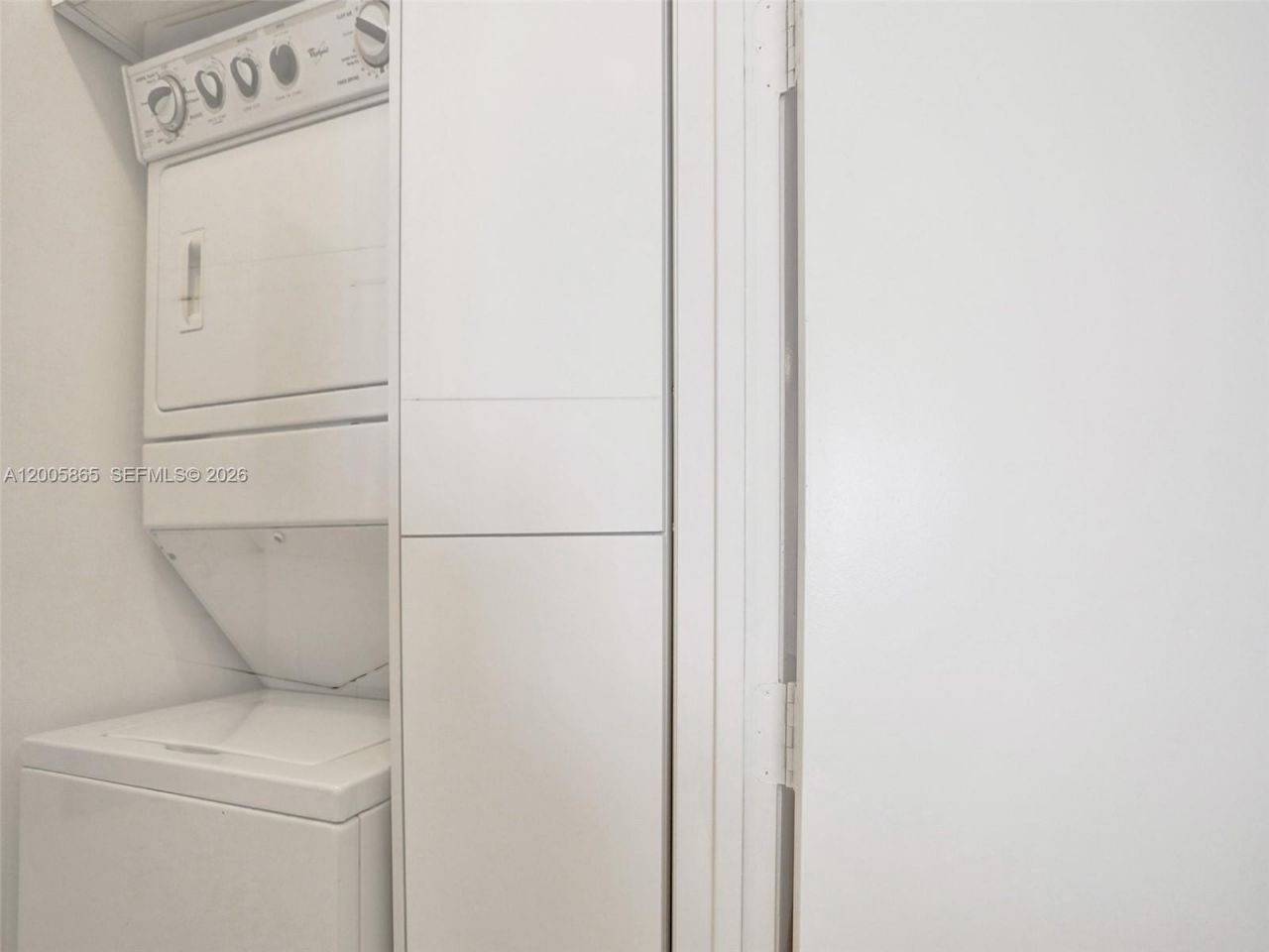 15901 Collins Ave, Unit 2807, Sunny Isles Beach, FL 33160 Photo