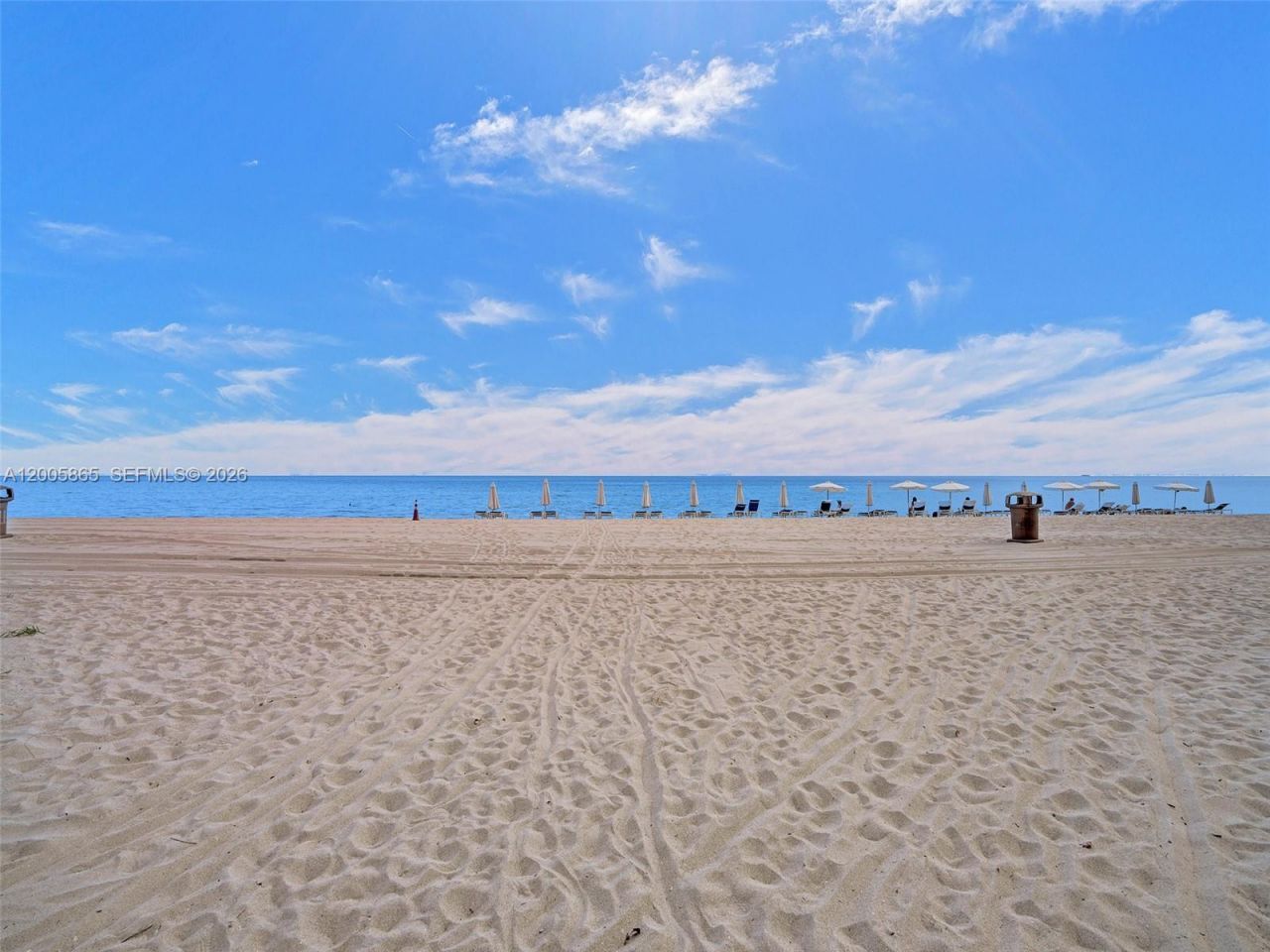 15901 Collins Ave, Unit 2807, Sunny Isles Beach, FL 33160 Photo