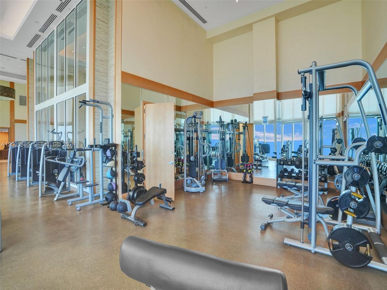 15901 Collins Ave, Unit 2807, Sunny Isles Beach, FL 33160 Photo