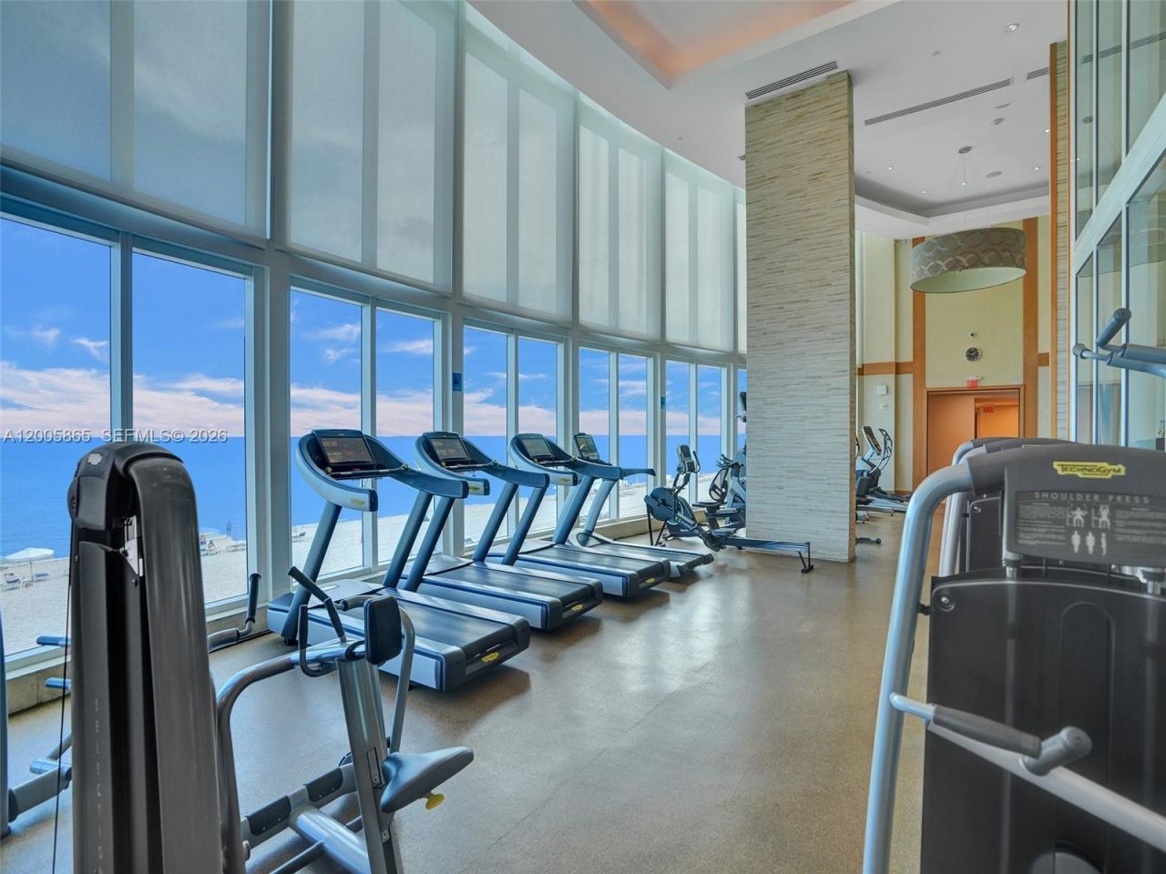 15901 Collins Ave, Unit 2807, Sunny Isles Beach, FL 33160 Photo