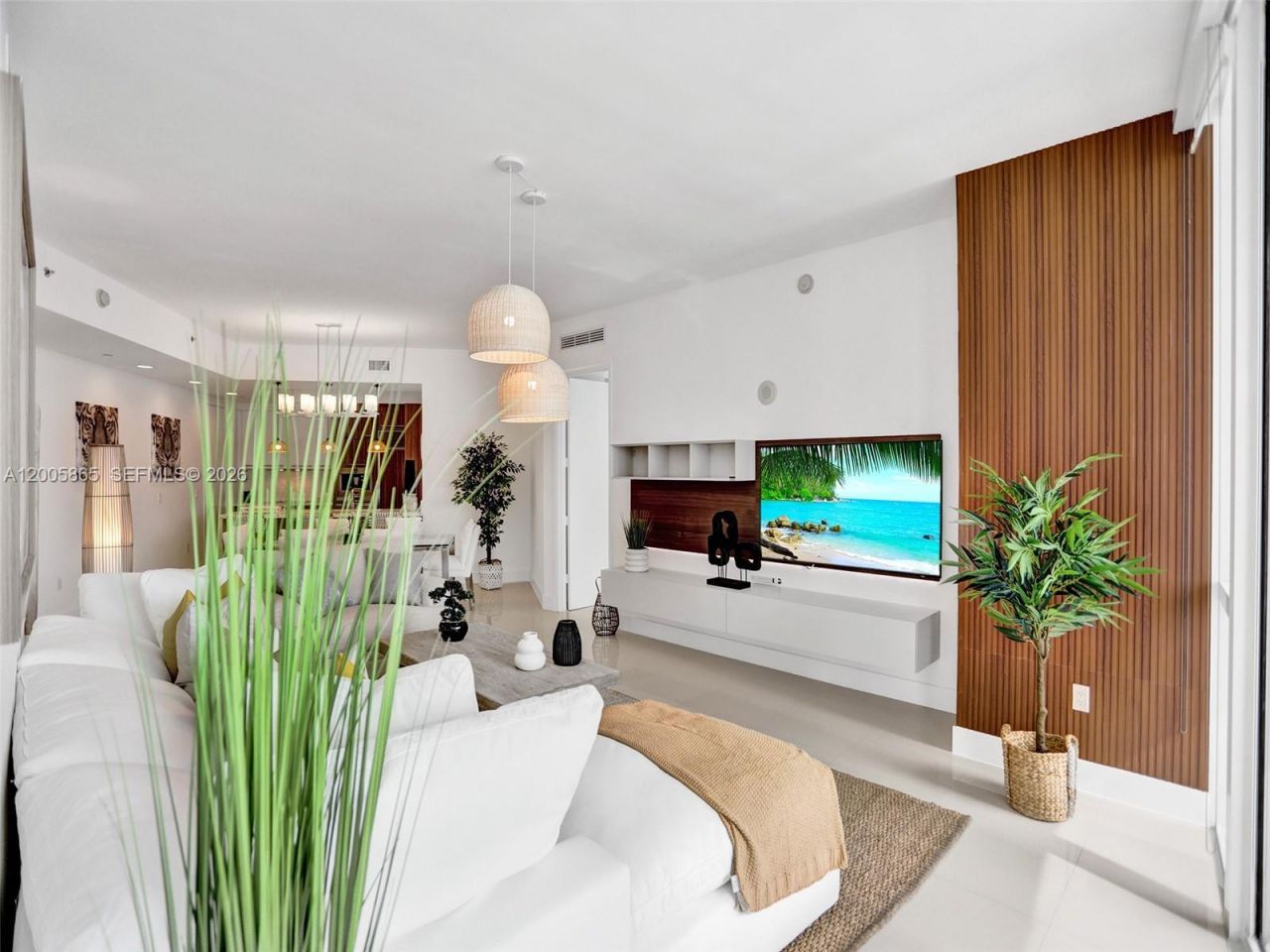 15901 Collins Ave, Unit 2807, Sunny Isles Beach, FL 33160 Photo