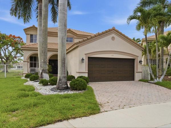663 Live Oak Ln , Weston, FL 33327