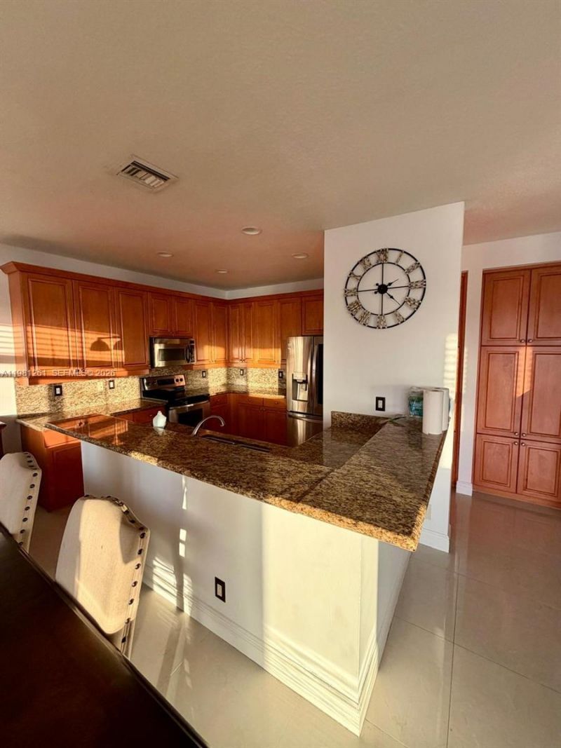 663 Live Oak Ln , Weston, FL 33327 Photo