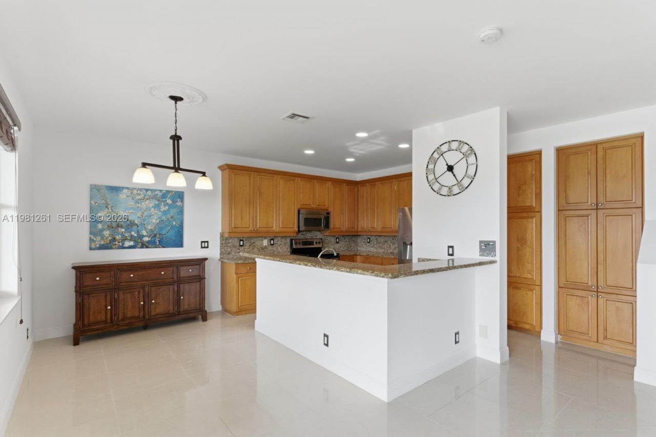 663 Live Oak Ln , Weston, FL 33327 Photo