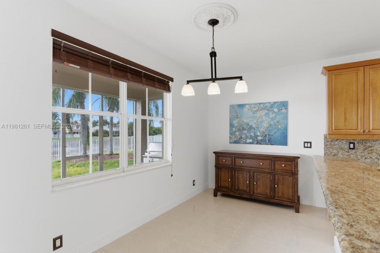 663 Live Oak Ln , Weston, FL 33327 Photo