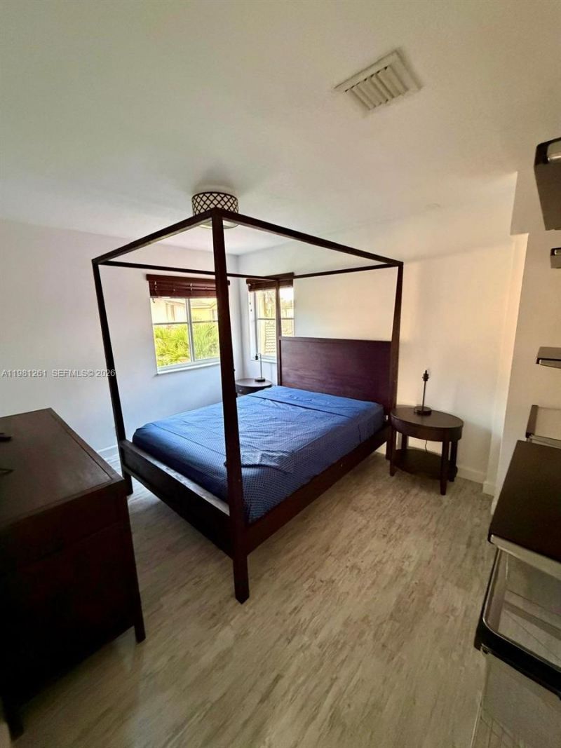 663 Live Oak Ln , Weston, FL 33327 Photo