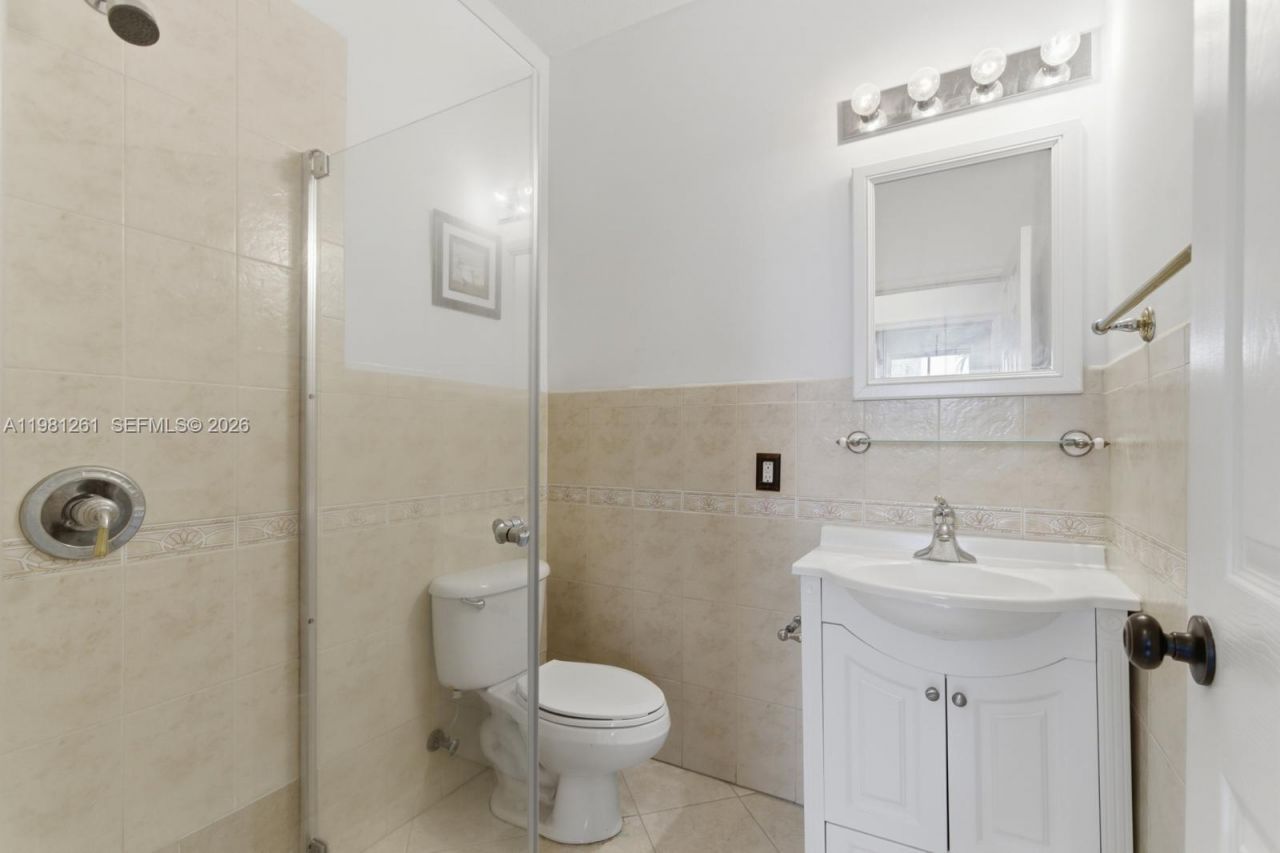 663 Live Oak Ln , Weston, FL 33327 Photo