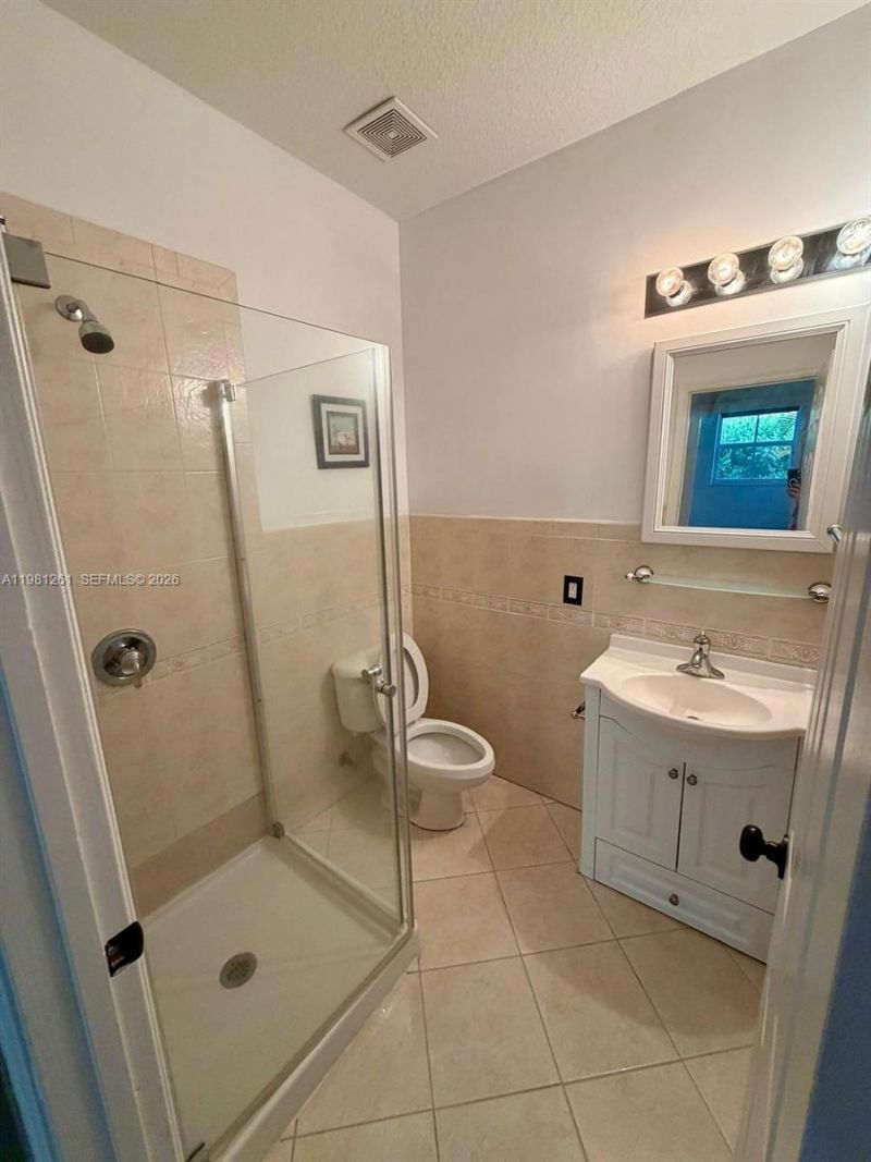 663 Live Oak Ln , Weston, FL 33327 Photo