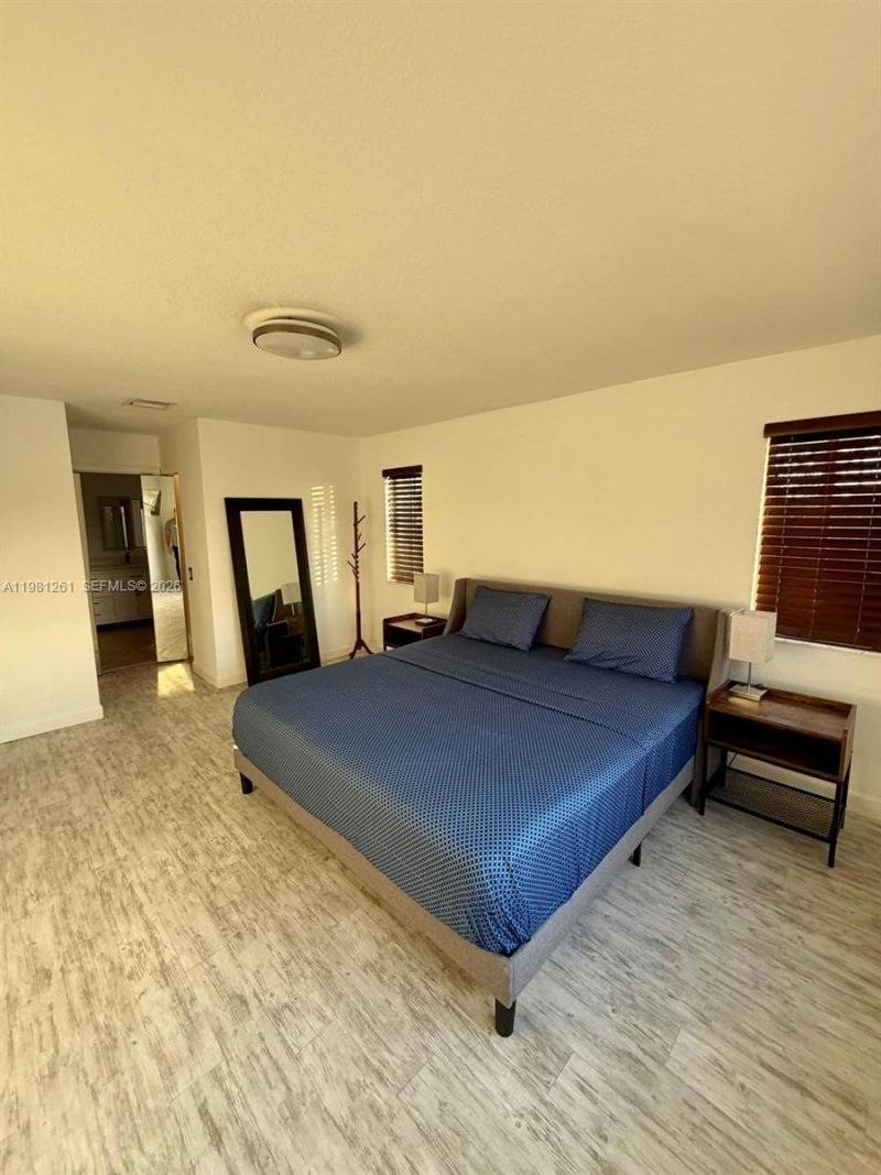 663 Live Oak Ln , Weston, FL 33327 Photo