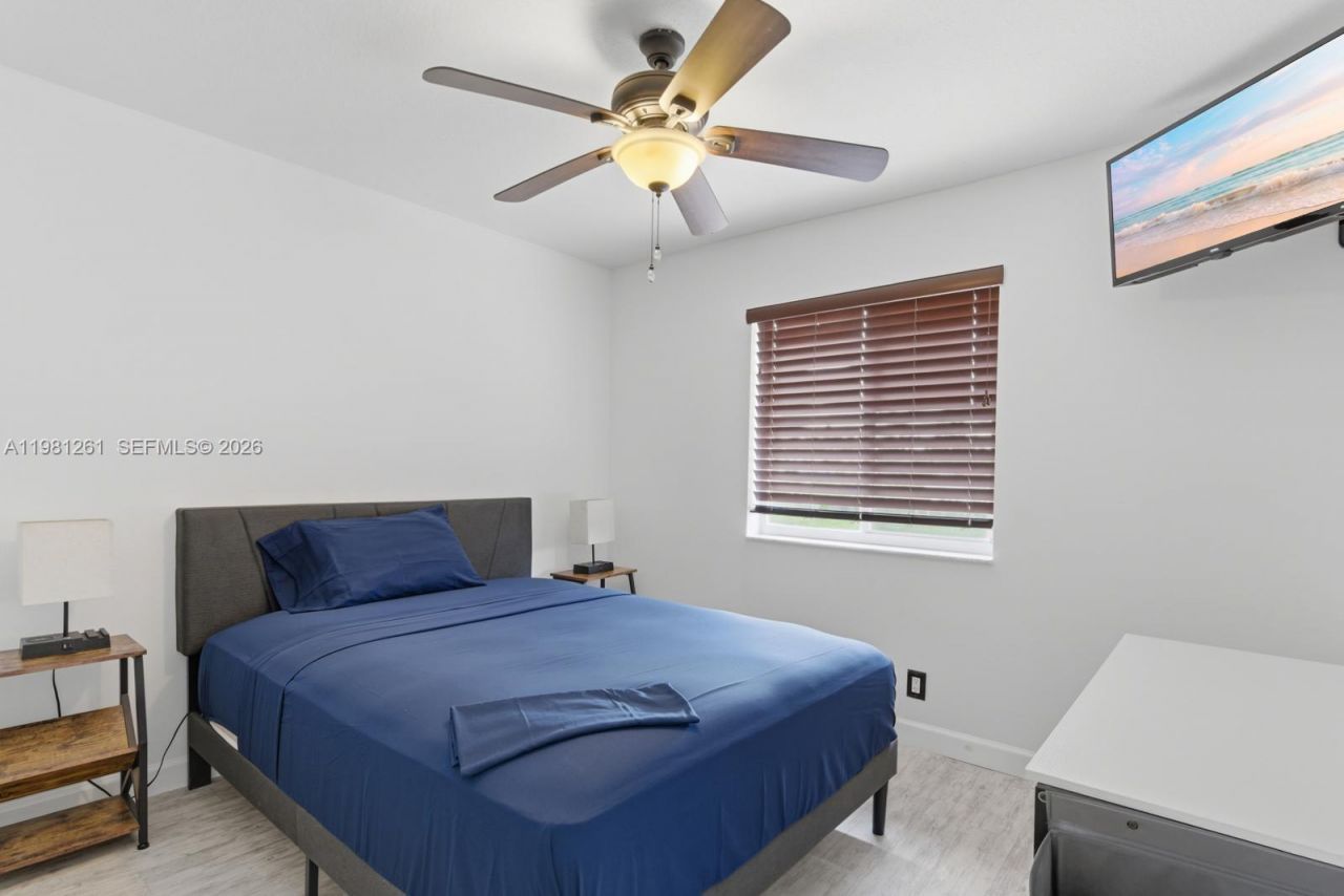 663 Live Oak Ln , Weston, FL 33327 Photo