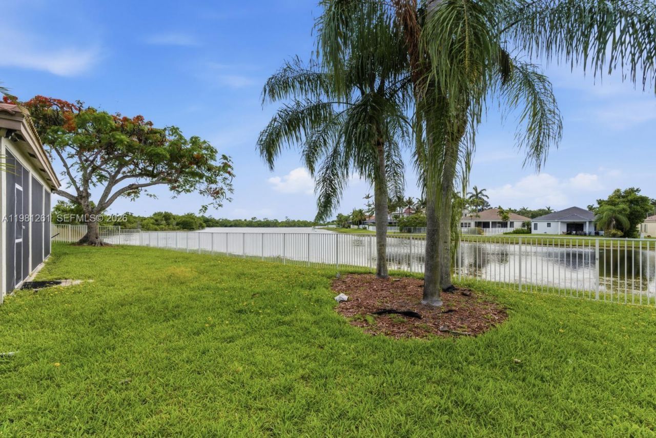 663 Live Oak Ln , Weston, FL 33327 Photo