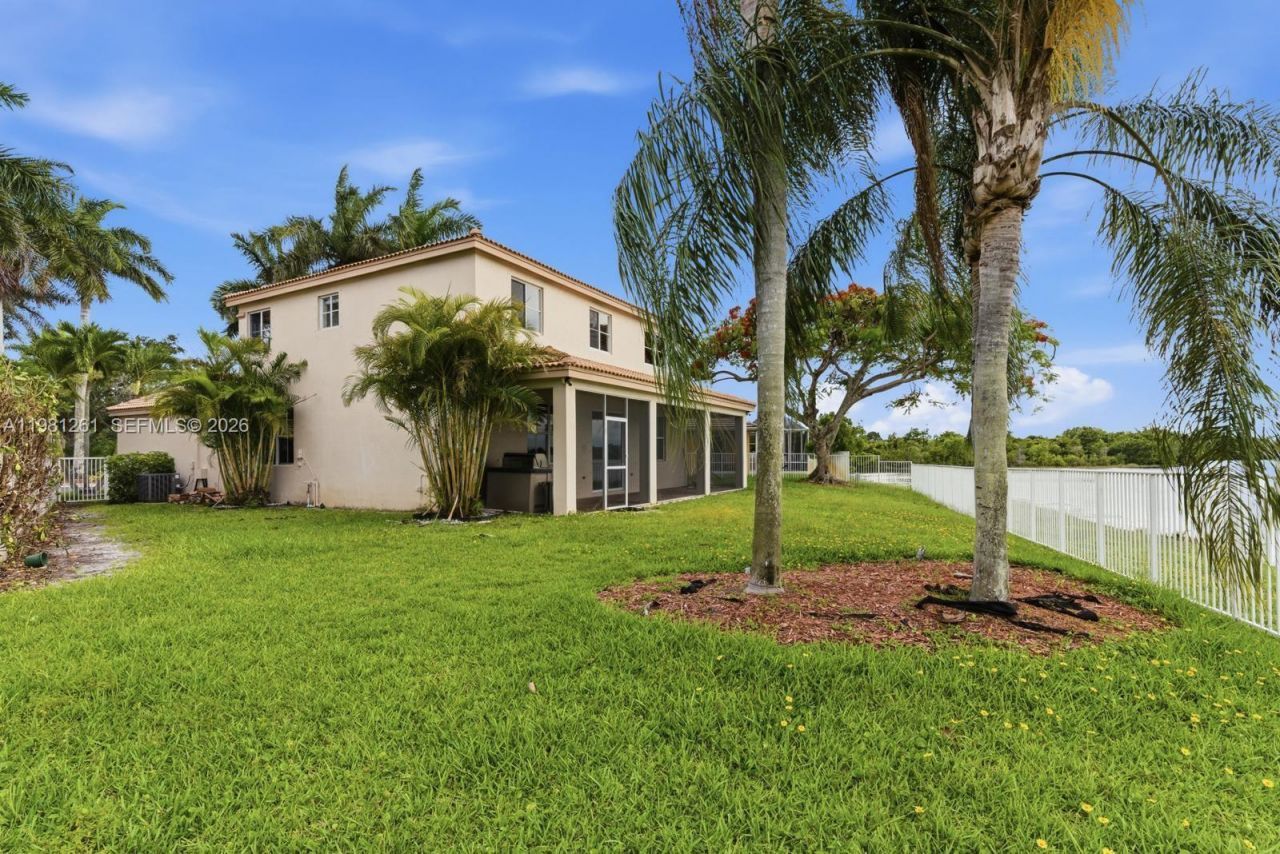 663 Live Oak Ln , Weston, FL 33327 Photo