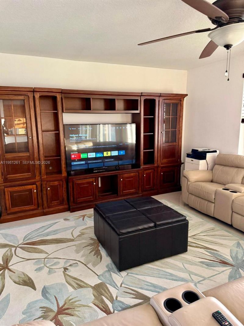 663 Live Oak Ln , Weston, FL 33327 Photo