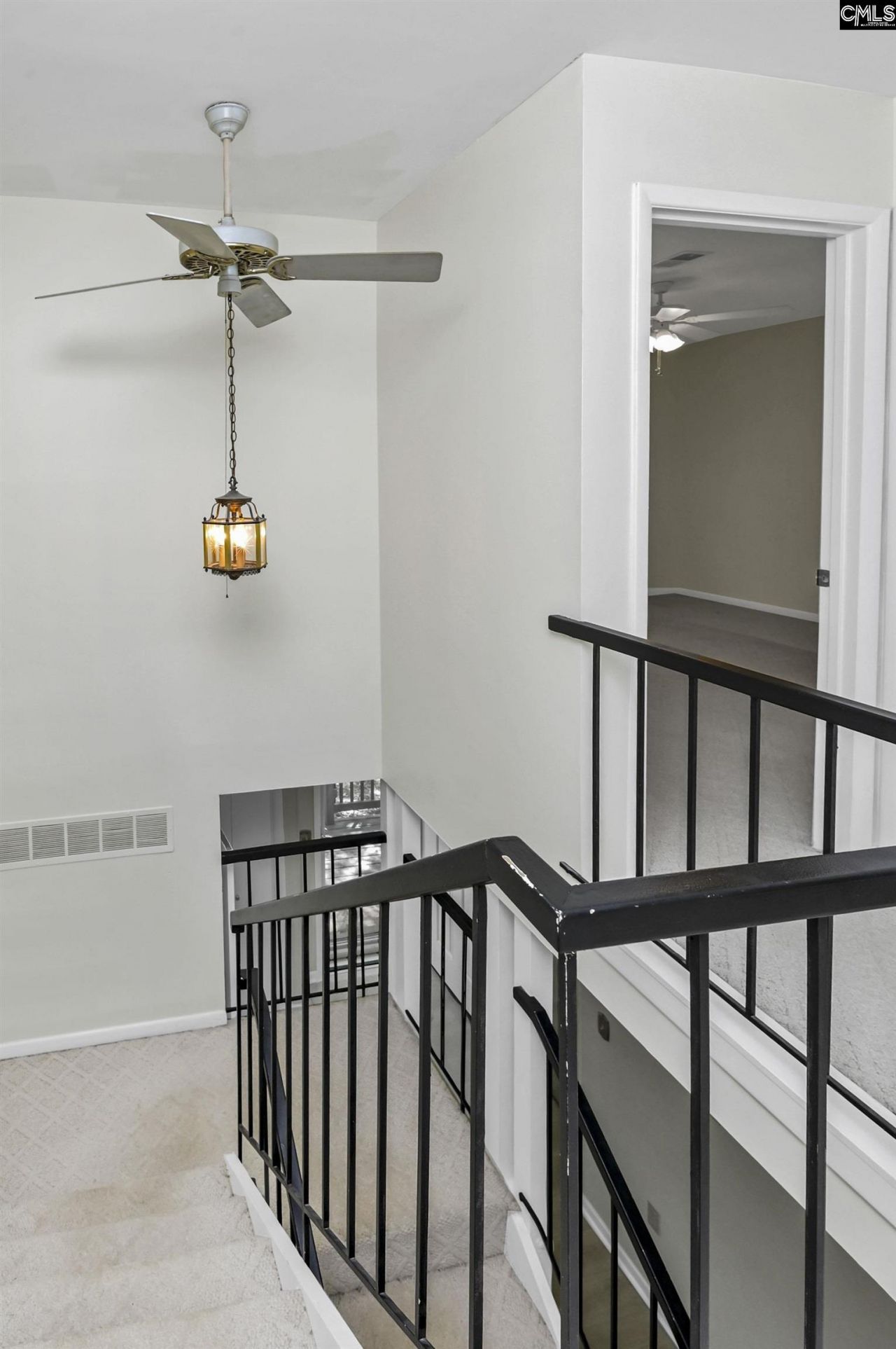 186 Mariners Row Photo 23