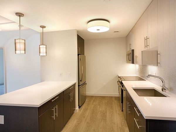 1 Canal St., Unit 513, Boston, MA 02114