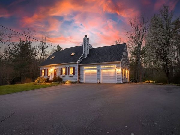 58 Fuller Shores Rd, Lakeville, MA 02347