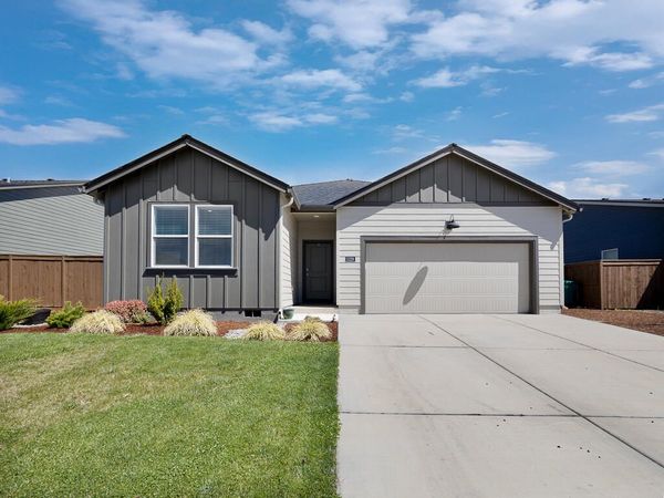 5229 Amberview Lane, Klamath Falls, OR 97603