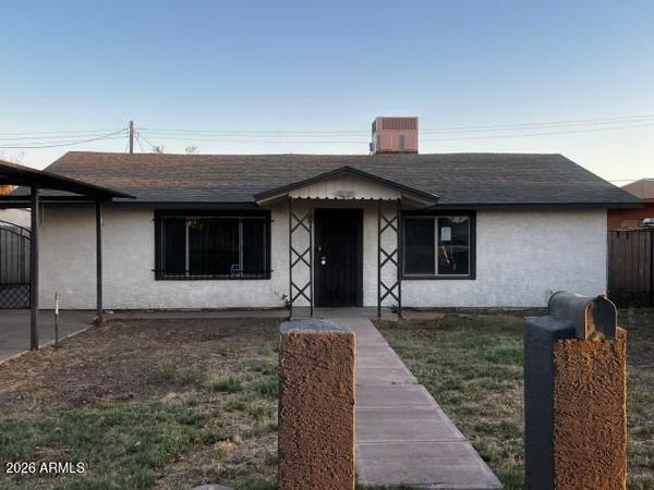 3123 W HOLLY Street, Phoenix, AZ 85009