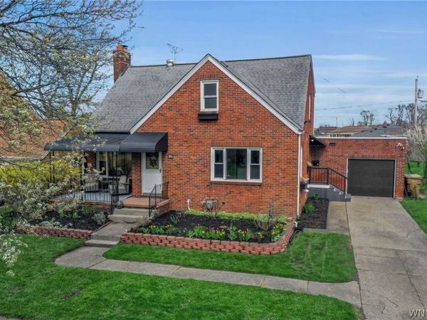 87 Lynncrest , Buffalo, NY 14225