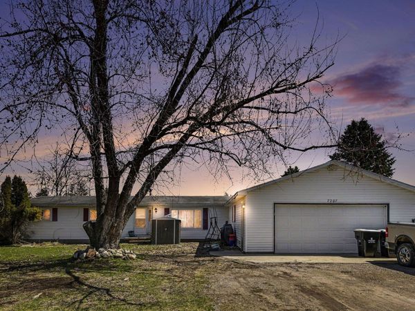 7207 Airport Road, Vanderbilt, MI 49795